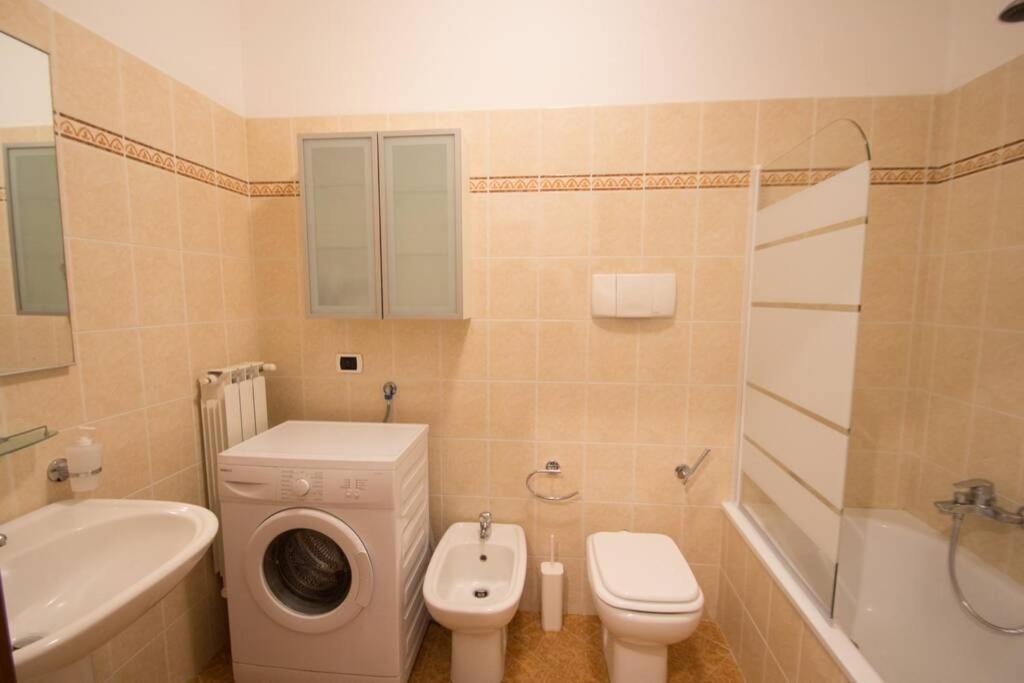 Appartamento Ristrutturato Con Terrazzo Варацце Экстерьер фото